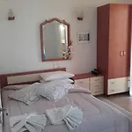 Fotini Aparthotel 2*