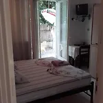 Aparthotel Fotini Kamena Vourla