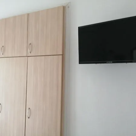 Ξενοδοχείο με διαμερίσματα φωτεινή