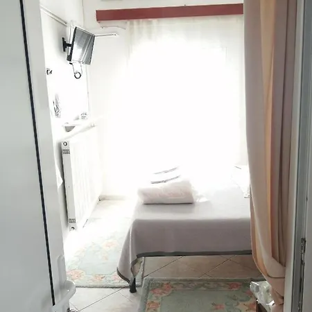 Aparthotel Fotini Kamena Vourla