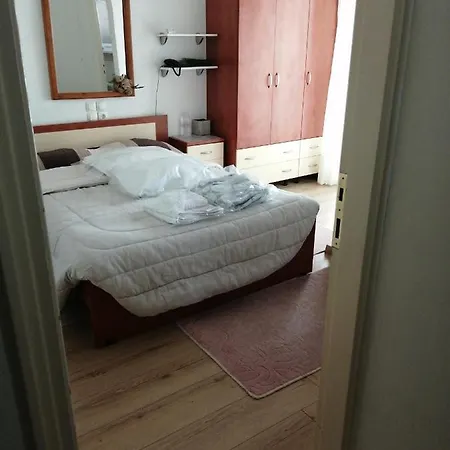 Aparthotel Fotini Kamena Vourla