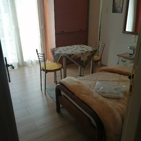 Апарт-отель Fotini 2*