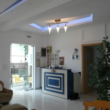 Aparthotel Fotini Kamena Vourla