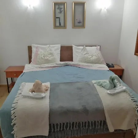 Fotini Kamena Vourla