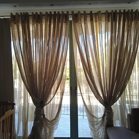 Aparthotel Fotini Kamena Vourla