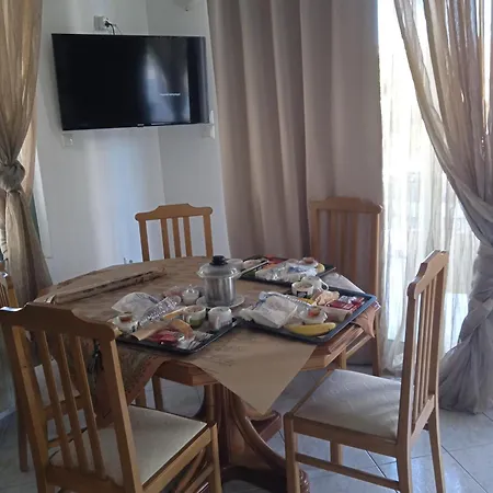 Aparthotel Fotini 2*