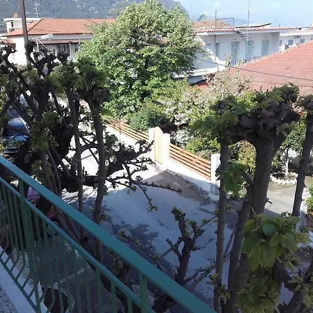 Fotini Aparthotel Kamena Vourla