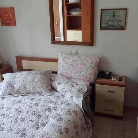 Aparthotel Fotini Kamena Vourla