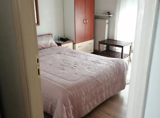 Fotini Apartahotel 2*