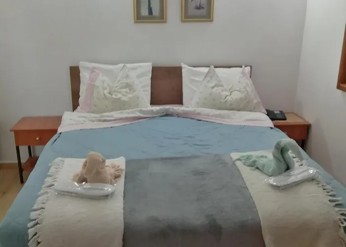 Fotini Kamena Vourla